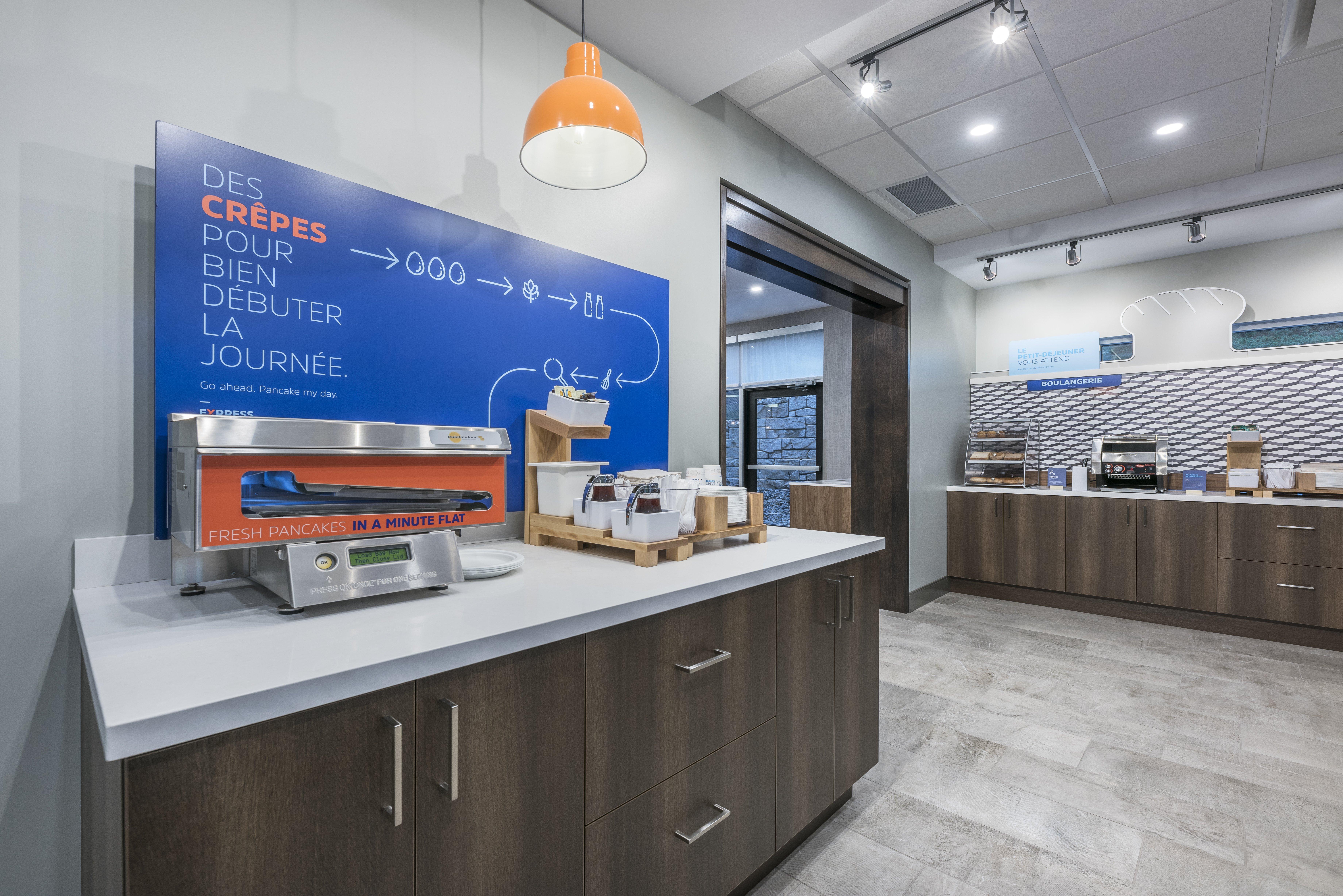 Holiday Inn Express & Suites Moncton By Ihg Zewnętrze zdjęcie