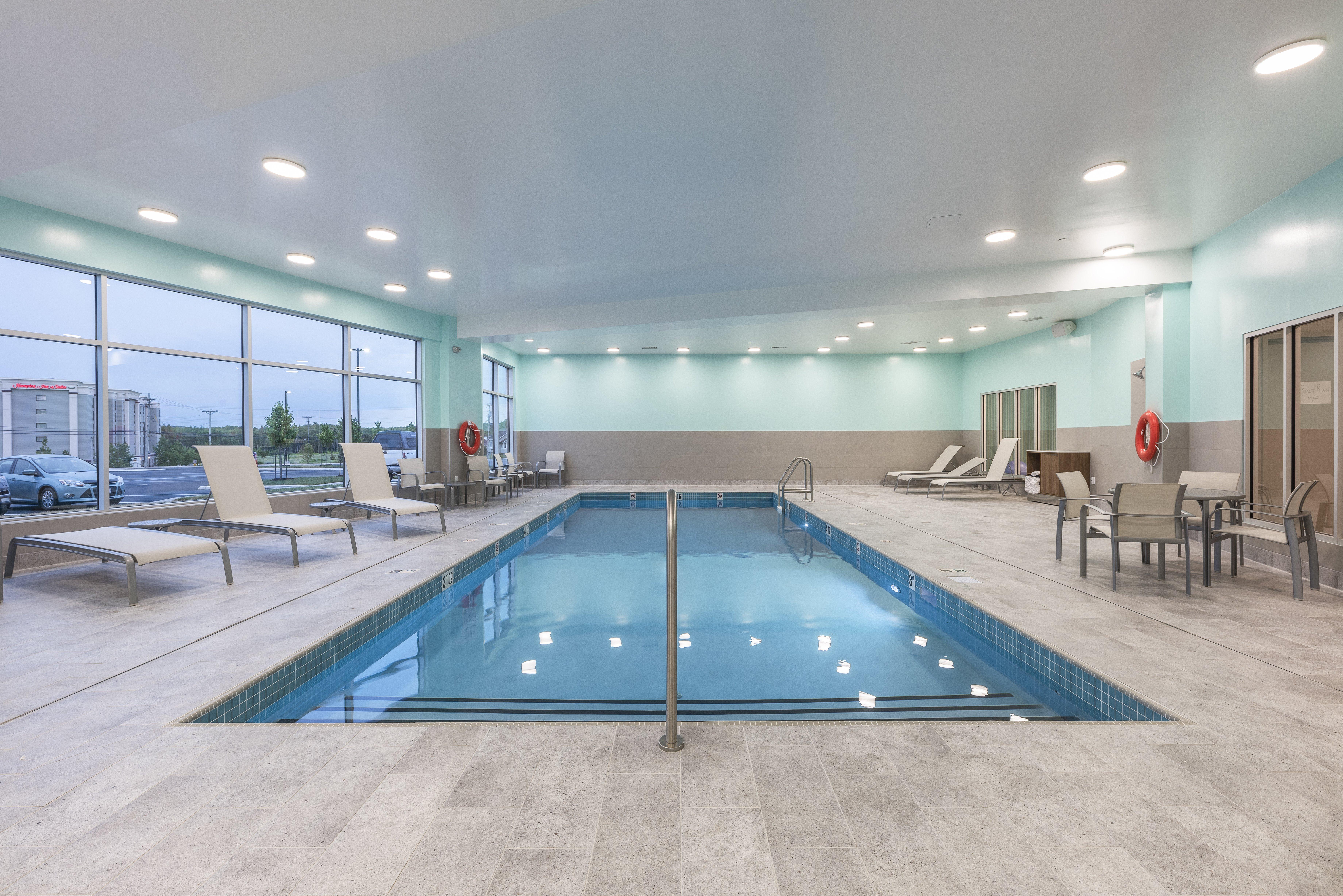 Holiday Inn Express & Suites Moncton By Ihg Zewnętrze zdjęcie