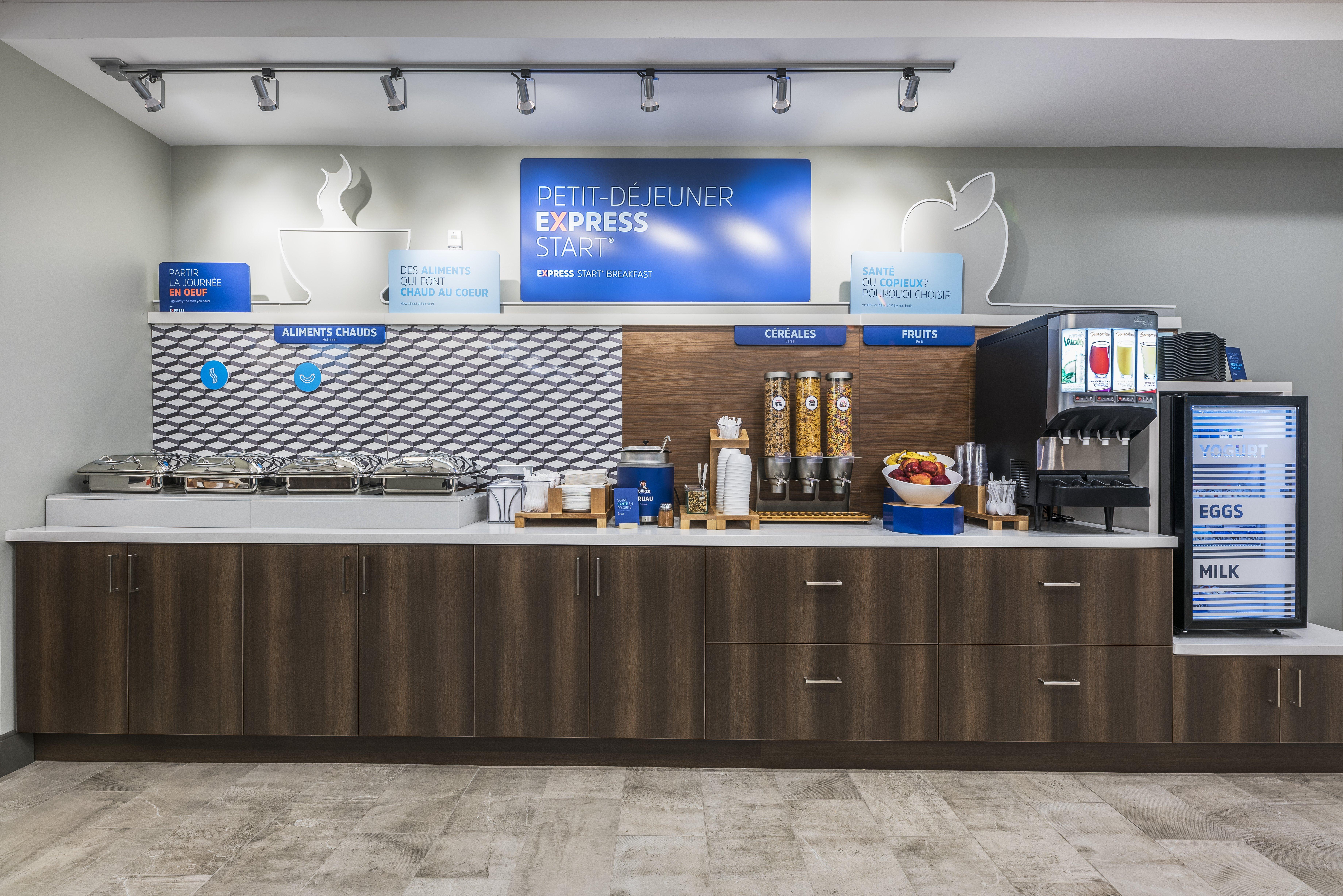 Holiday Inn Express & Suites Moncton By Ihg Zewnętrze zdjęcie